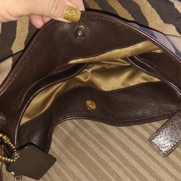 Coach purse - Picture 2 of 15